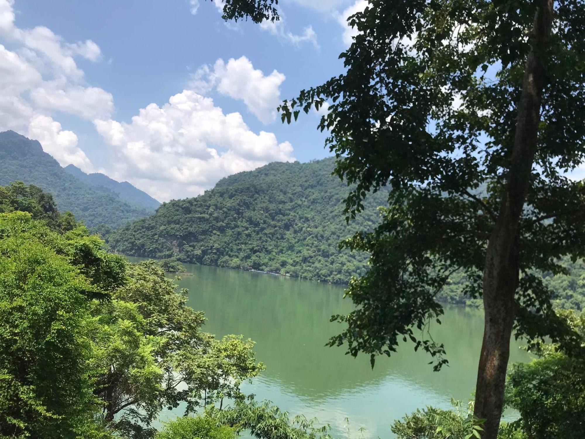 Hoang Quan Homestay Ba Be 外观 照片